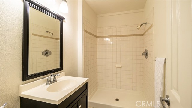 1321 Beryl Street, Redondo Beach, California 90277, 2 Bedrooms Bedrooms, ,2 BathroomsBathrooms,Residential,Sold,Beryl,SB20091462