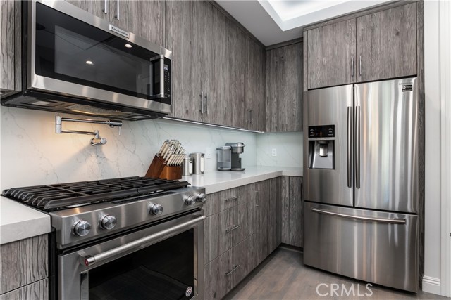 Top-of-the-line stainless steel appliances