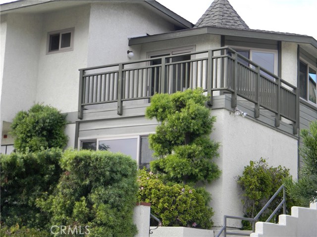 724 Juanita Avenue, Redondo Beach, California 90277, 3 Bedrooms Bedrooms, ,2 BathroomsBathrooms,Residential,Sold,Juanita,IV18209270