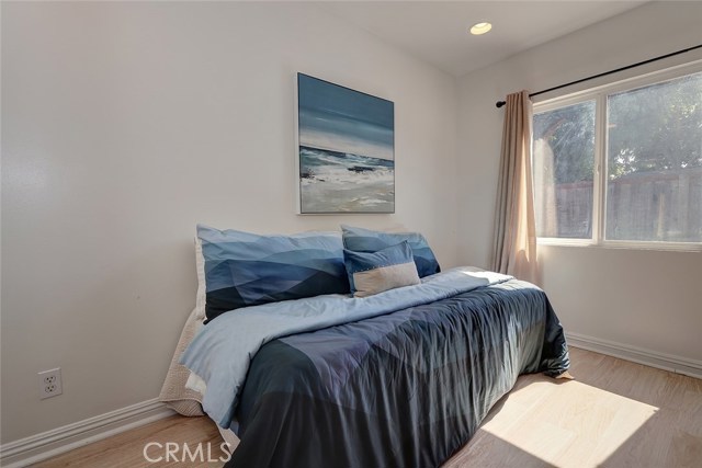 118 Helberta Avenue, Redondo Beach, California 90277, 3 Bedrooms Bedrooms, ,3 BathroomsBathrooms,Residential,Sold,Helberta,SB18247405