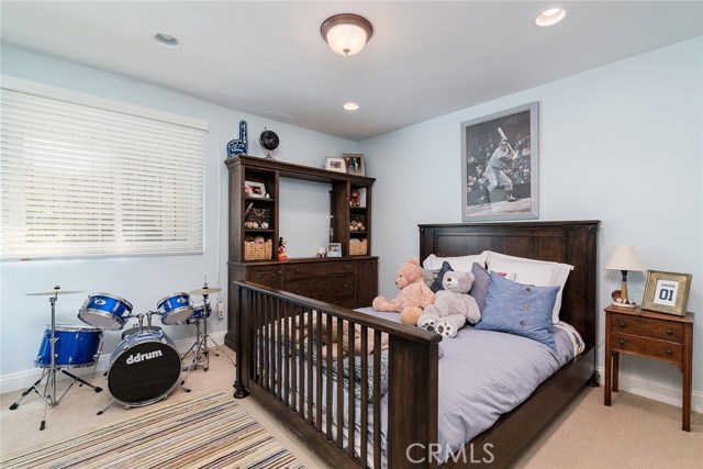 204 Irena Avenue, Redondo Beach, California 90277, 3 Bedrooms Bedrooms, ,2 BathroomsBathrooms,Residential,Sold,Irena,SB19198333