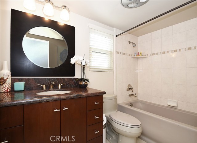 1738 Haynes Lane, Redondo Beach, California 90278, 3 Bedrooms Bedrooms, ,1 BathroomBathrooms,Residential,Sold,Haynes,SB19100682