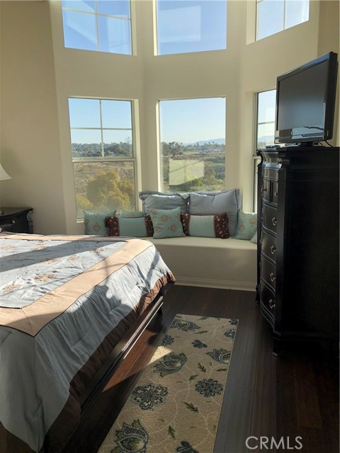 Master Bedroom 16' ceiling view to open space