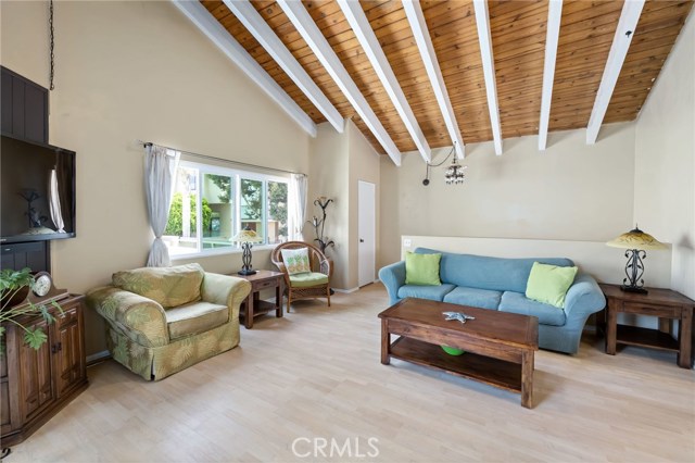 1916 Clark Lane, Redondo Beach, California 90278, 1 Bedroom Bedrooms, ,1 BathroomBathrooms,Residential,Sold,Clark,SB20129289