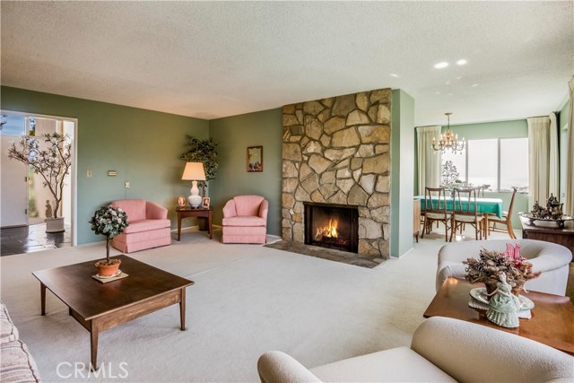 713 Cloyden Square, Palos Verdes Estates, California 90274, 3 Bedrooms Bedrooms, ,2 BathroomsBathrooms,Residential,Sold,Cloyden,SB17088498