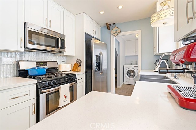 627 Guadalupe Avenue, Redondo Beach, California 90277, 3 Bedrooms Bedrooms, ,1 BathroomBathrooms,Residential,Sold,Guadalupe,SB21051197