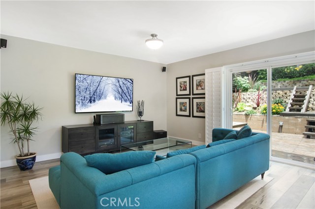 326 Prospect Avenue, Redondo Beach, California 90277, 3 Bedrooms Bedrooms, ,2 BathroomsBathrooms,Residential,Sold,Prospect,SB19130167