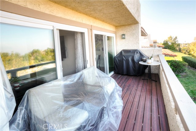 75 Hilltop Circle, Rancho Palos Verdes, California 90275, 3 Bedrooms Bedrooms, ,2 BathroomsBathrooms,Residential,Sold,Hilltop,BB17275527