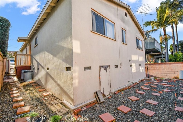 1202 Harper Avenue, Redondo Beach, California 90278, 3 Bedrooms Bedrooms, ,2 BathroomsBathrooms,Residential,Sold,Harper,SB21018499