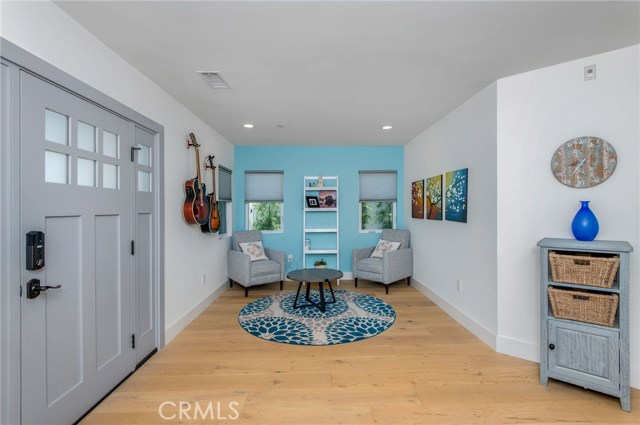 1325 Gertruda Avenue, Redondo Beach, California 90277, 5 Bedrooms Bedrooms, ,4 BathroomsBathrooms,Residential,Sold,Gertruda,SB20095721