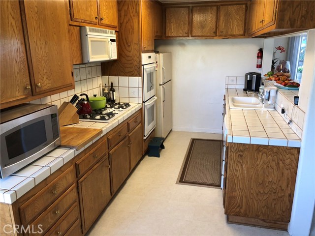 1635 23rd Street, Manhattan Beach, California 90266, 3 Bedrooms Bedrooms, ,1 BathroomBathrooms,Residential,Sold,23rd,SB18180832