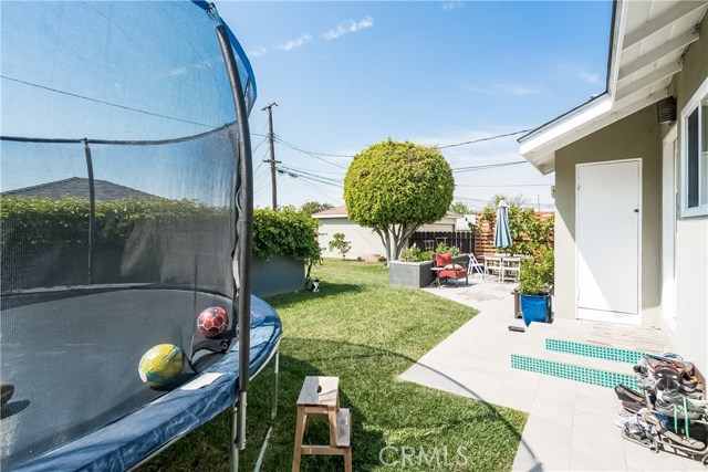 2716 182nd Street, Redondo Beach, California 90278, 3 Bedrooms Bedrooms, ,1 BathroomBathrooms,Residential,Sold,182nd,SB17089362