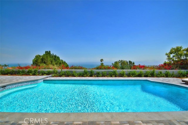 Glass Fences Maximizes the Ocean View from the House