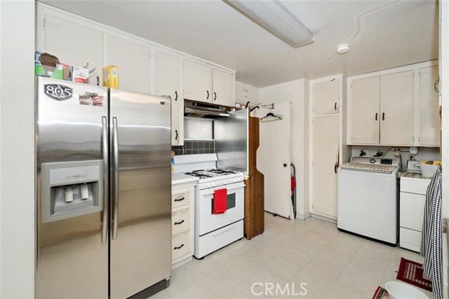 1202 Harper Avenue, Redondo Beach, California 90278, 3 Bedrooms Bedrooms, ,2 BathroomsBathrooms,Residential,Sold,Harper,SB21018499