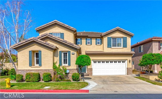 Photo of 905 Pebble Beach Place, Placentia, CA 92870