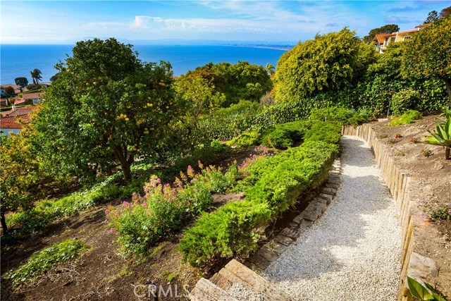 773 Via Del Monte, Palos Verdes Estates, California 90274, 3 Bedrooms Bedrooms, ,5 BathroomsBathrooms,Residential,Sold,Via Del Monte,PV19125055