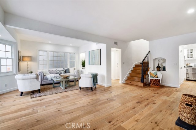 Photo of 11 58th Place, Long Beach, CA 90803