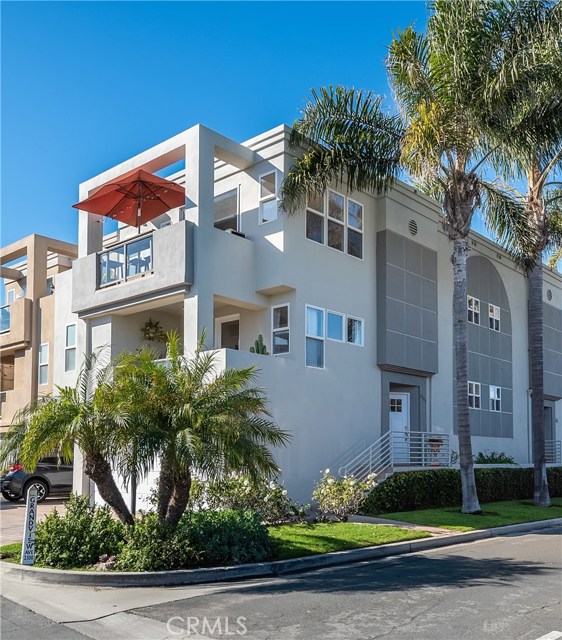 2301 Grandview Avenue, Manhattan Beach, California 90266, 3 Bedrooms Bedrooms, ,4 BathroomsBathrooms,Residential,Sold,Grandview,SB20027327