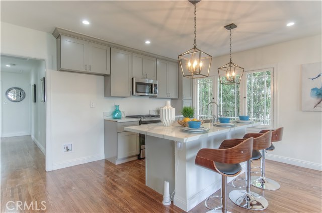 4 Bed Home for Sale in Los Angeles, California