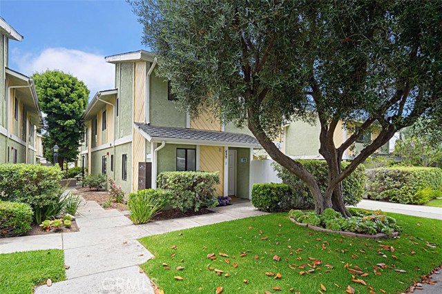 Front of townhouse