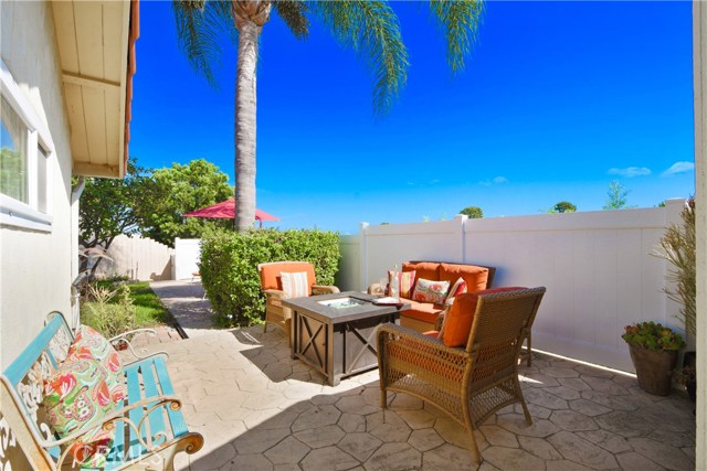 1884 Peninsula Verde Drive, Rancho Palos Verdes, California 90275, 3 Bedrooms Bedrooms, ,2 BathroomsBathrooms,Residential,Sold,Peninsula Verde,PV18216165