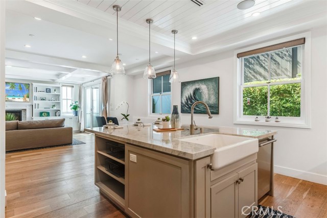 2113 Chestnut Avenue, Manhattan Beach, California 90266, 5 Bedrooms Bedrooms, ,5 BathroomsBathrooms,Residential,Sold,Chestnut,SB20195476