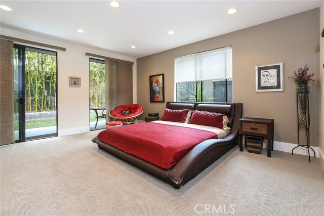 812 Juanita Avenue, Redondo Beach, California 90277, 5 Bedrooms Bedrooms, ,4 BathroomsBathrooms,Residential,Sold,Juanita,SB17114453