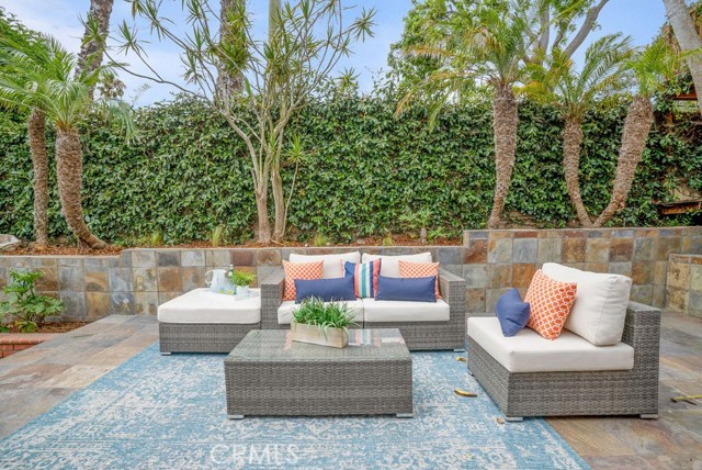 1902 Spreckels Lane, Redondo Beach, California 90278, 3 Bedrooms Bedrooms, ,2 BathroomsBathrooms,Residential,Sold,Spreckels,SB19180441