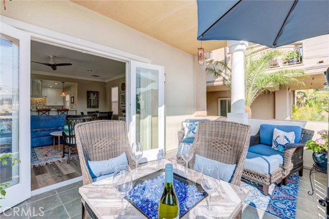 2403 Rockefeller Lane, Redondo Beach, California 90278, 3 Bedrooms Bedrooms, ,2 BathroomsBathrooms,Residential,Sold,Rockefeller,SB20212626