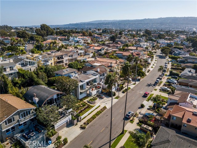 506 Gertruda Avenue, Redondo Beach, California 90277, 4 Bedrooms Bedrooms, ,3 BathroomsBathrooms,Residential,Sold,Gertruda,SB18269373