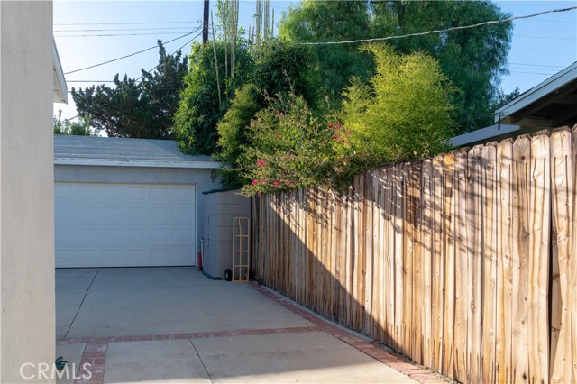 3 Bed Home for Sale in Lake Balboa, California