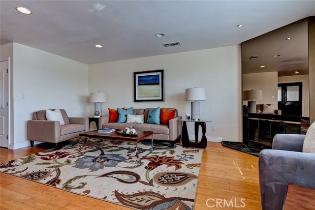 438 Prospect Avenue, Redondo Beach, California 90277, 4 Bedrooms Bedrooms, ,2 BathroomsBathrooms,Residential,Sold,Prospect,SB18153937