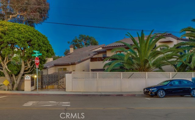 Photo of 237 Calliope Street #6, Laguna Beach, CA 92651