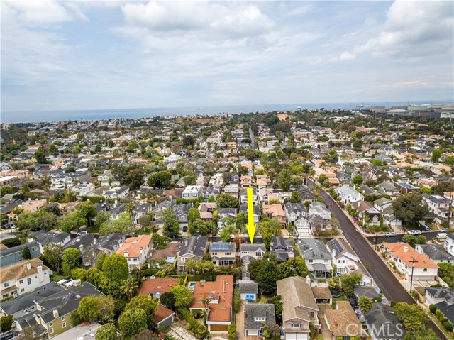 3000 Poinsettia Avenue, Manhattan Beach, California 90266, 4 Bedrooms Bedrooms, ,2 BathroomsBathrooms,Residential,Sold,Poinsettia,SB19105944