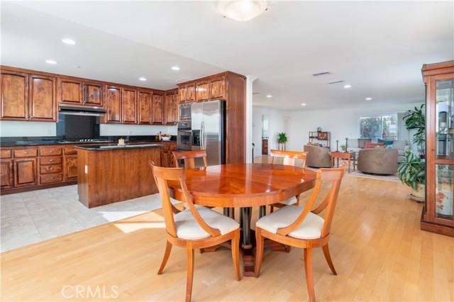 2209 Marshallfield Lane, Redondo Beach, California 90278, 4 Bedrooms Bedrooms, ,4 BathroomsBathrooms,Residential,Sold,Marshallfield,SB21029095