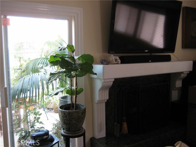 2207 Voorhees Avenue, Redondo Beach, California 90278, 4 Bedrooms Bedrooms, ,2 BathroomsBathrooms,Residential,Sold,Voorhees,SB17062851