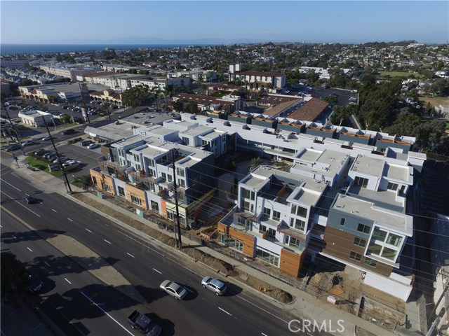 1920 Pacific Coast Highway, Redondo Beach, California 90277, 2 Bedrooms Bedrooms, ,2 BathroomsBathrooms,Residential,Sold,Pacific Coast Highway,OC19010937