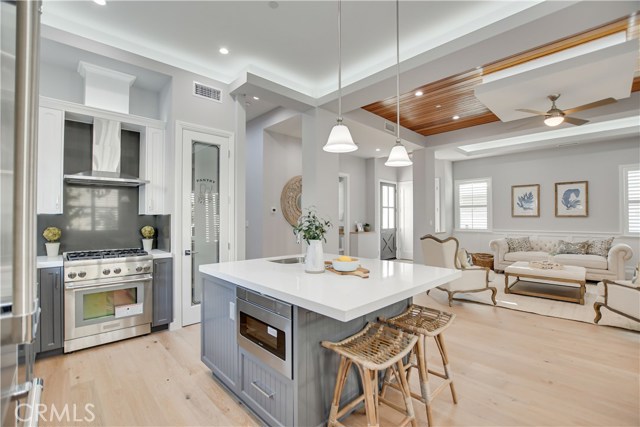 OPEN CONCEPT FOR ENTERTAINING