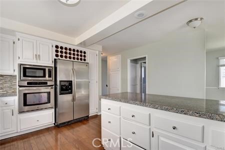 225 25th Street, Manhattan Beach, California 90266, 5 Bedrooms Bedrooms, ,4 BathroomsBathrooms,Residential,Sold,25th,SB19199643