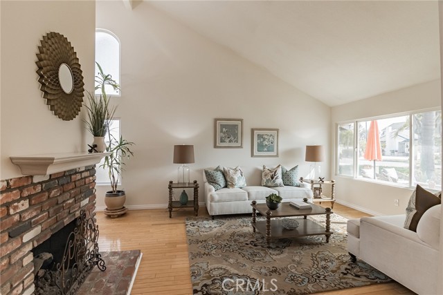 505 Faye Lane, Redondo Beach, California 90277, 4 Bedrooms Bedrooms, ,2 BathroomsBathrooms,Residential,Sold,Faye,SB21095794