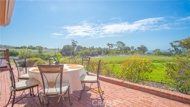 18 Sweetbay Road, Rancho Palos Verdes, California 90275, 4 Bedrooms Bedrooms, ,3 BathroomsBathrooms,Residential,Sold,Sweetbay,IV21059641