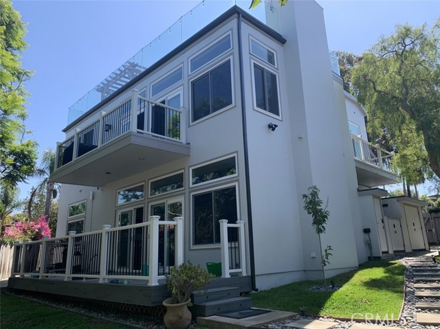 601 Gertruda Avenue, Redondo Beach, California 90277, 4 Bedrooms Bedrooms, ,3 BathroomsBathrooms,Residential,Sold,Gertruda,SB21188342