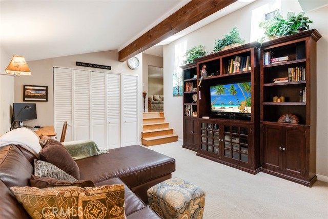 11 Dapplegray Lane, Rolling Hills Estates, California 90274, 3 Bedrooms Bedrooms, ,1 BathroomBathrooms,Residential,Sold,Dapplegray,PV21163306