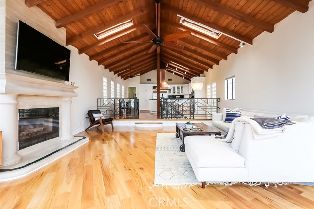1640 Haynes Lane, Redondo Beach, California 90278, 3 Bedrooms Bedrooms, ,1 BathroomBathrooms,Residential,Sold,Haynes,SB19045432