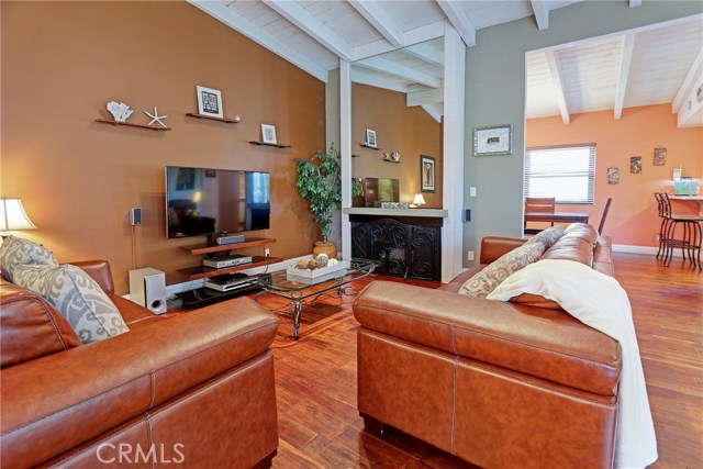 2019 Belmont Lane, Redondo Beach, California 90278, 3 Bedrooms Bedrooms, ,2 BathroomsBathrooms,Residential,Sold,Belmont,SB17223147