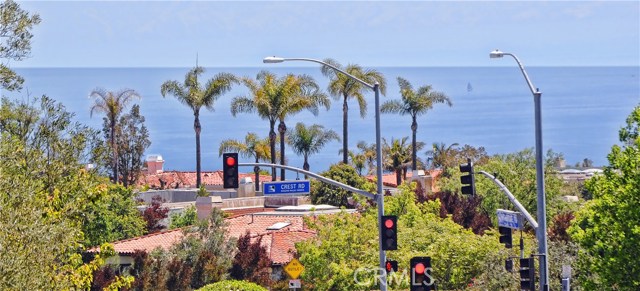 Zoomed in view from balcony