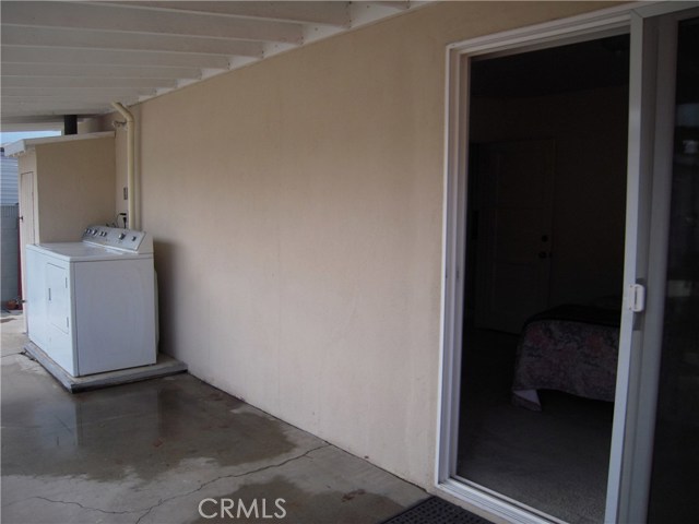 1062 Avenue C, Redondo Beach, California 90277, 2 Bedrooms Bedrooms, ,1 BathroomBathrooms,Residential,Sold,Avenue C,SB20138580