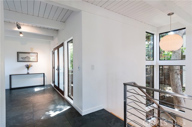 2417 Oak Avenue, Manhattan Beach, California 90266, 3 Bedrooms Bedrooms, ,2 BathroomsBathrooms,Residential,Sold,Oak,SB18175025