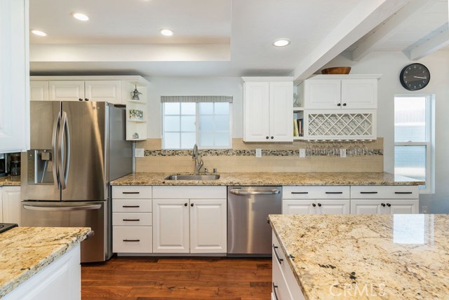 1537 Stanford Avenue, Redondo Beach, California 90278, 3 Bedrooms Bedrooms, ,2 BathroomsBathrooms,Residential,Sold,Stanford,SB19259767