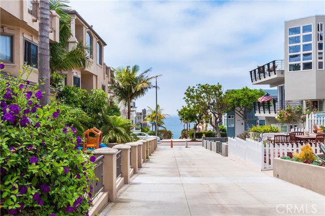 1517 Crest Drive, Manhattan Beach, California 90266, 3 Bedrooms Bedrooms, ,2 BathroomsBathrooms,Residential,Sold,Crest,SB19195795